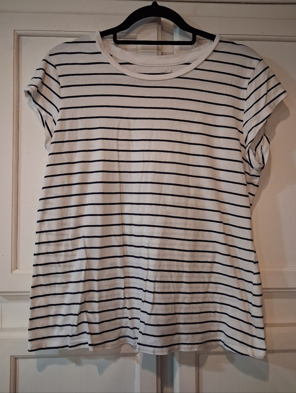 Universal Thread White & Blue Striped Crew Neck Short Sleeve Pullover Tee Sz L